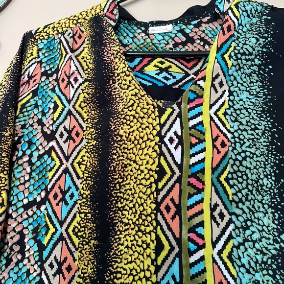 Funky Top - Picture 2 of 2